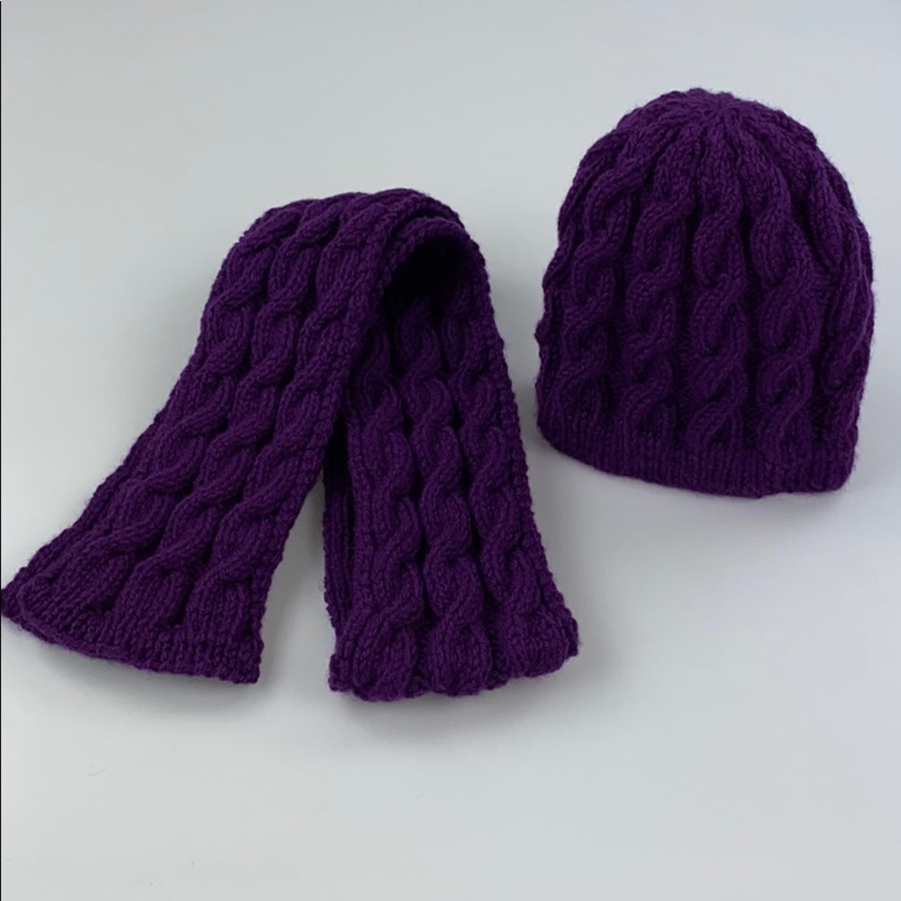 NEW Handmade Knitted Scarf and Hat